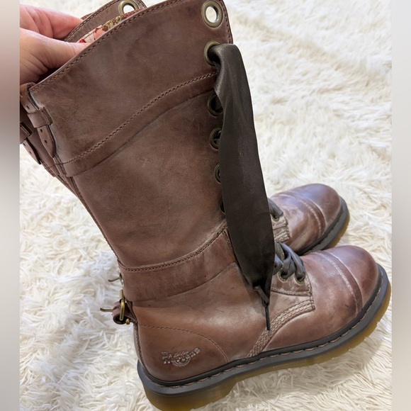 Dr. Martens Triumph 1914 Boots - Size 9 - brown - Picture 6 of 14